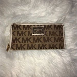 MK wallet